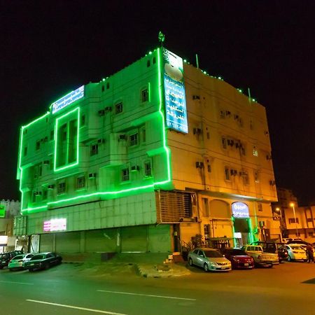 العييرى للوحات المفروشة جدة4 Джедда Экстерьер фото